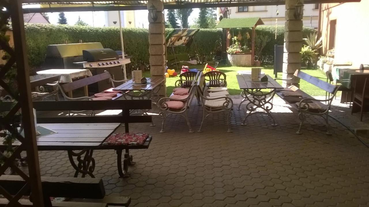 Penzion U Slunce Jaroměř Exterior foto